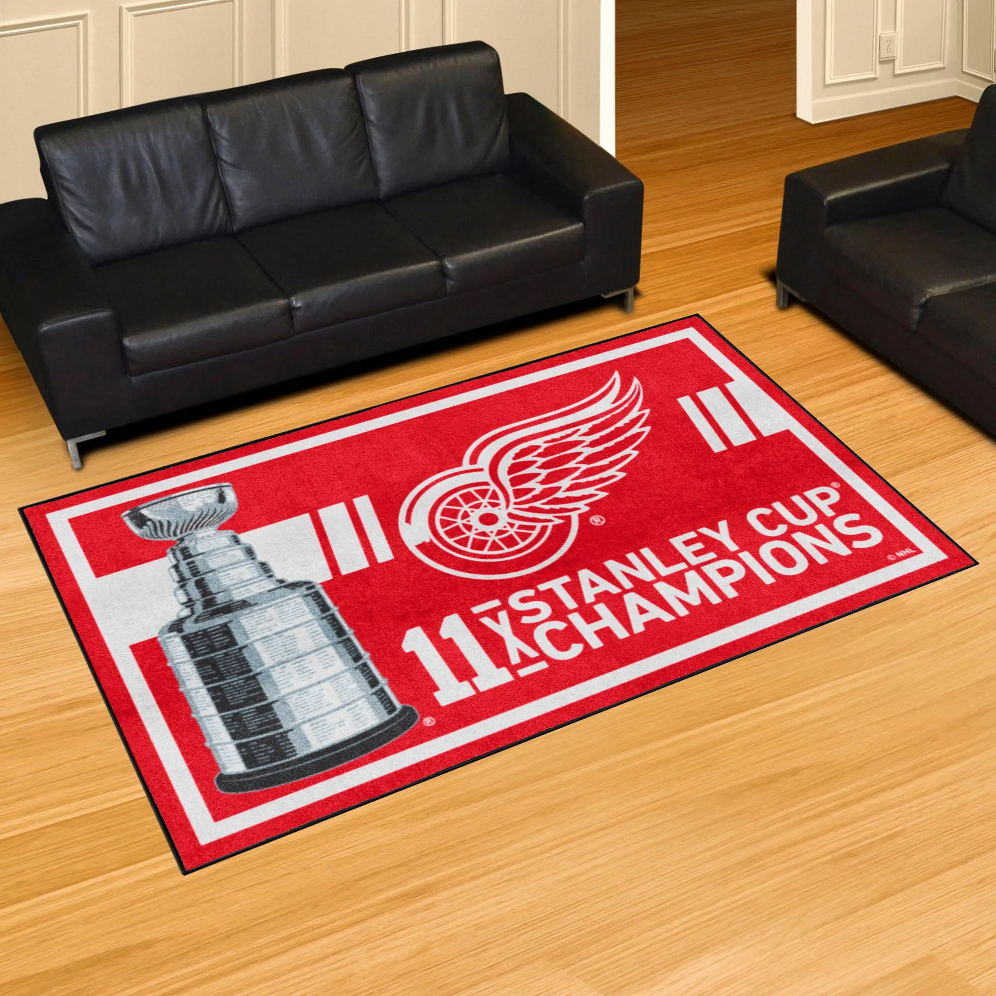 Detroit Red Wings Dynasty 5ft. x 8ft. Plush Area Rug