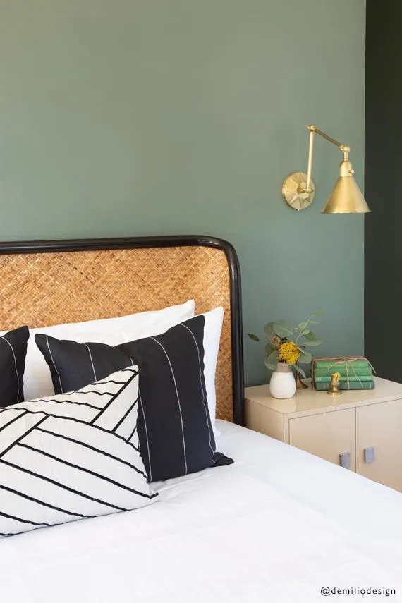 Farrow & Ball Green Smoke No. 47