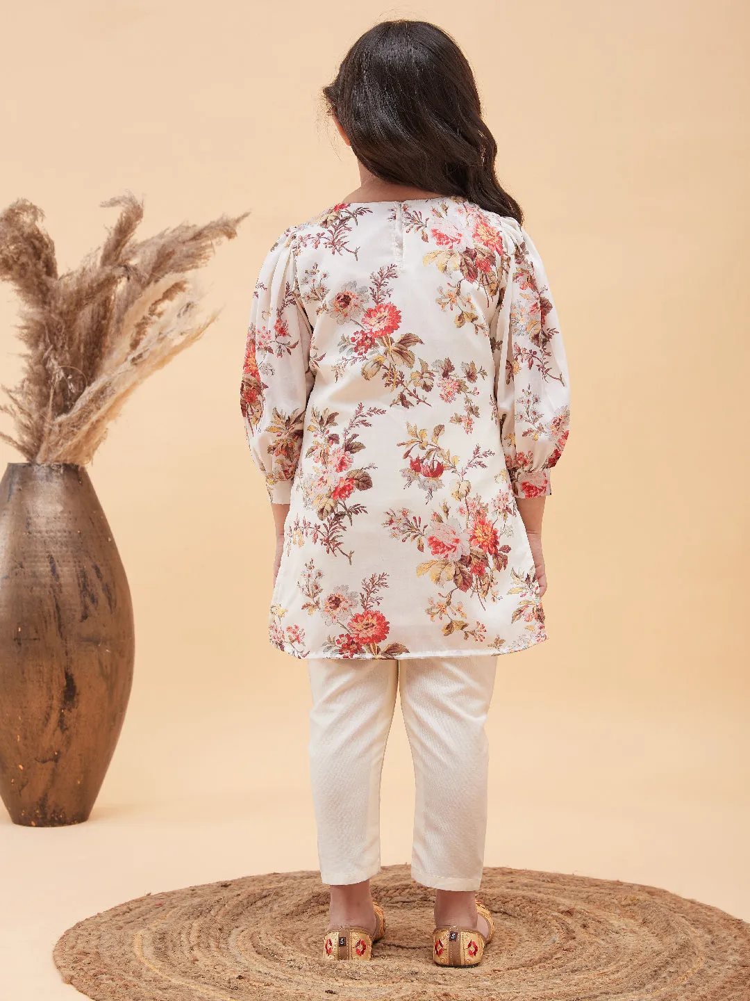 Jashvi Cream Cotton Blend Floral Print Kurta Pyjama Sibling Set